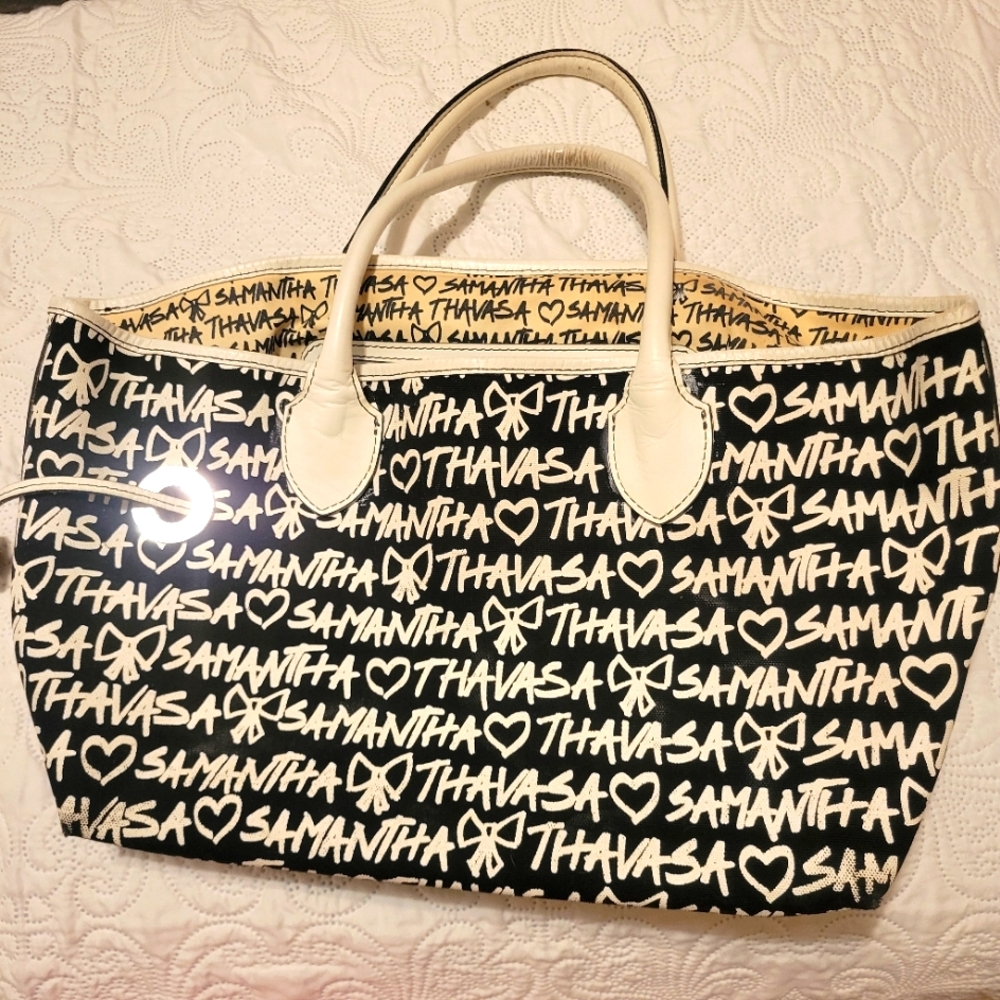 Samantha Thavasa Canvas Graffiti Tote EUC Modern Goth‎ Punk